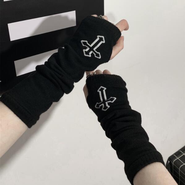 秋冬ニット手袋 十字架刺繍 指なし暗黒系アームカバー
