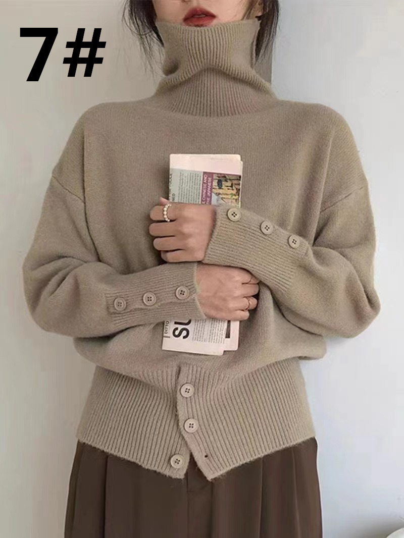 ボタン装飾ハイネックニットセーター 着痩せ効果 上品レディース