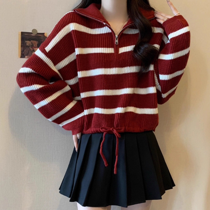 ボーダー柄ハーフジップニットセーター襟付き