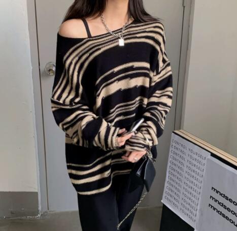 https://fulmo-img-server.com/knitly/e0ae040a-89f5-4e8e-9219-88ee503dcdb6.jpg