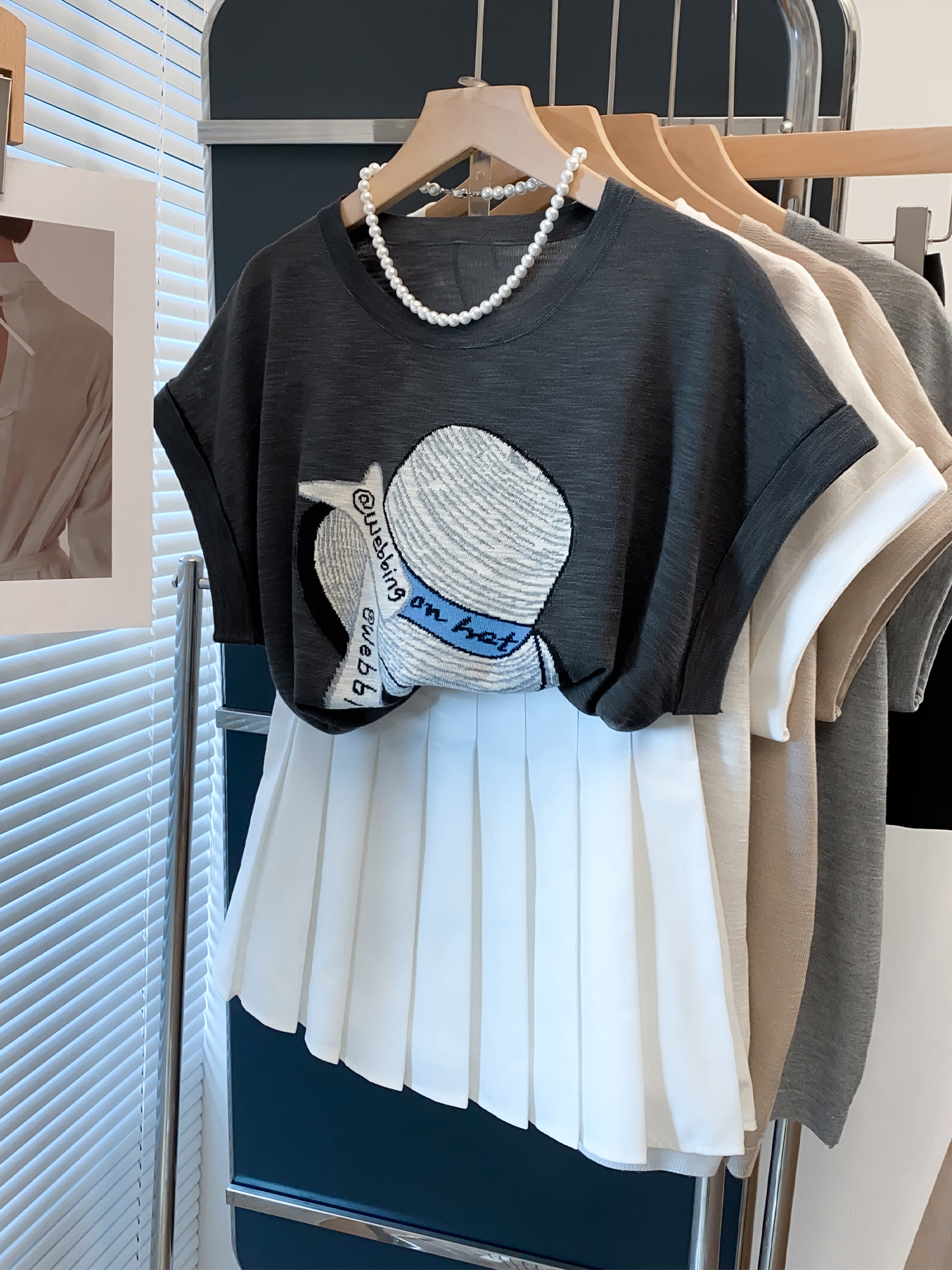 ニット 麦わら帽子刺繍ニットトップス