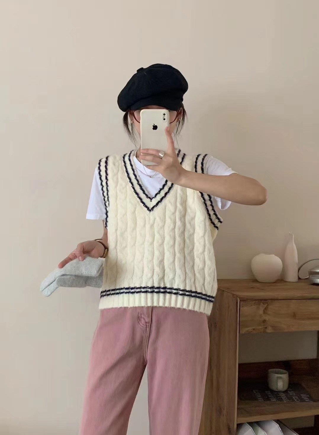 ニット 縄編みアカデミックベスト
