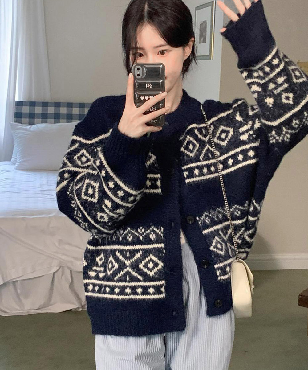 北欧風ノルディック柄ニットカーディガン