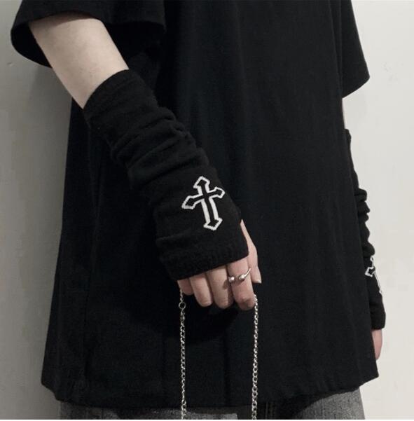 秋冬ニット手袋 十字架刺繍 指なし暗黒系アームカバー