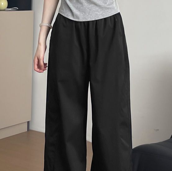 黒パンツ ゆったりワイド実用ポケットパンツ