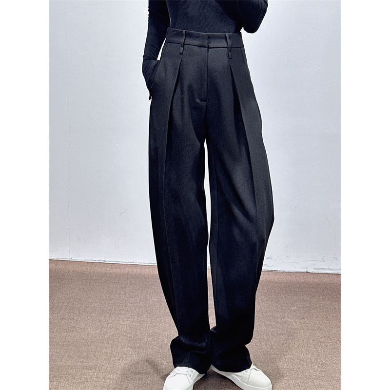 黒パンツ プリーツ入りハイウエストワイドパンツ