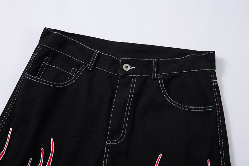 黒パンツ 炎刺繍入り黒デニムワイドパンツ男女兼用