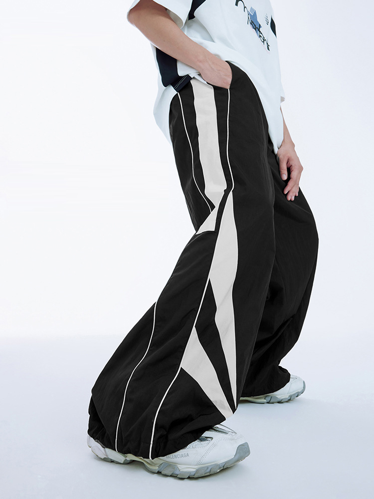 黒パンツ 男女兼用 黒 運動風 ジョガーパンツ サイドライン入り