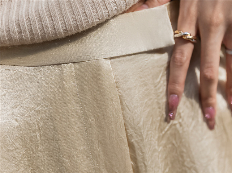 上品な黒パンツ ハイウエストワイドロング