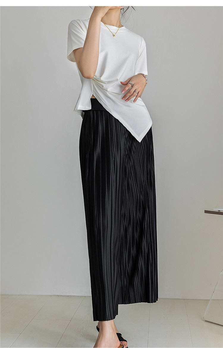 プリーツ加工ワイドパンツ九分丈ゆったり黒パンツ