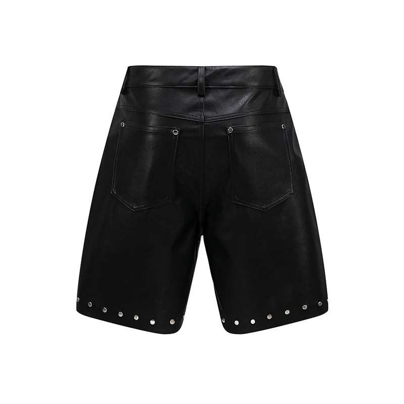 黒パンツ レザー風ショートパンツ スタッズ付き男女兼用