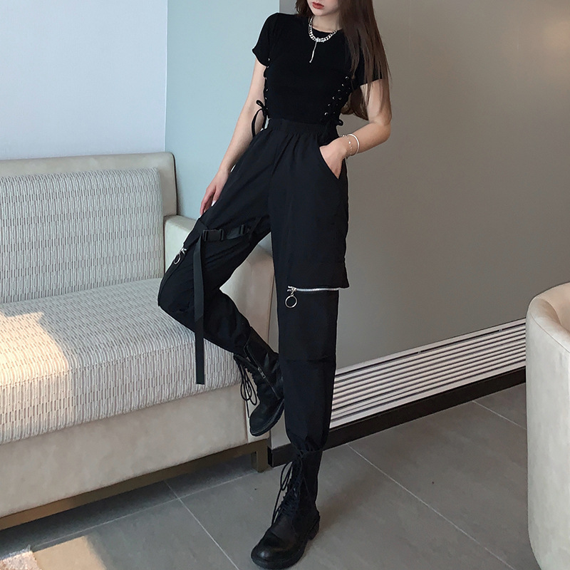 黒パンツ 機能的フロントジッパーカーゴパンツ