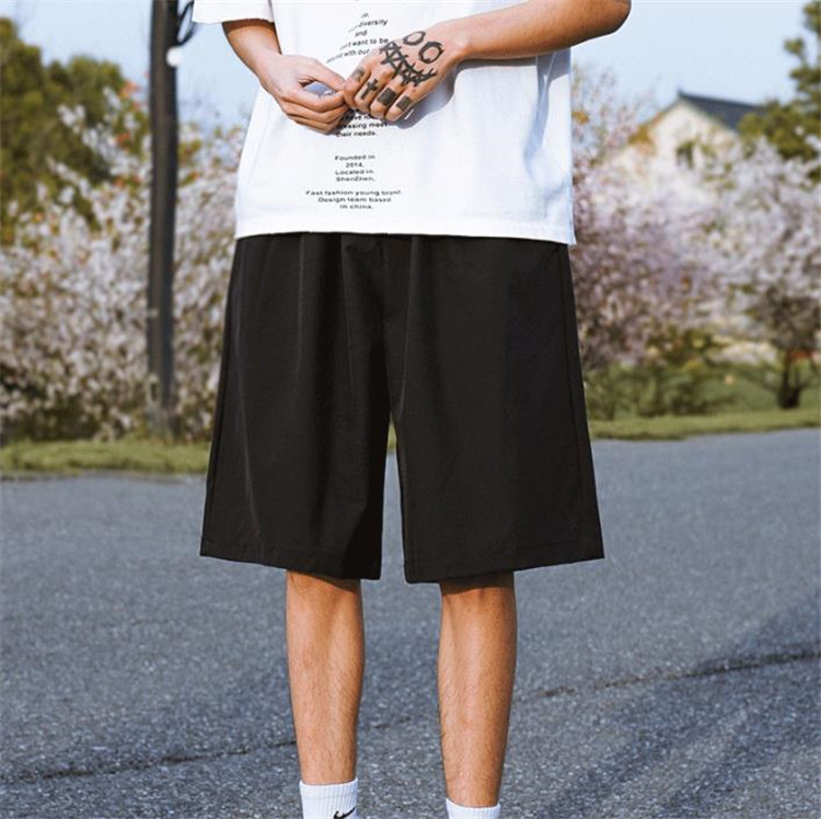黒パンツ 夏用薄手ゆったり黒ショートパンツ速乾素材メンズ