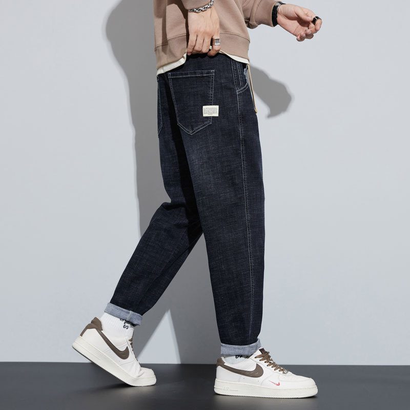 黒パンツ ゆったりストレート デニム
