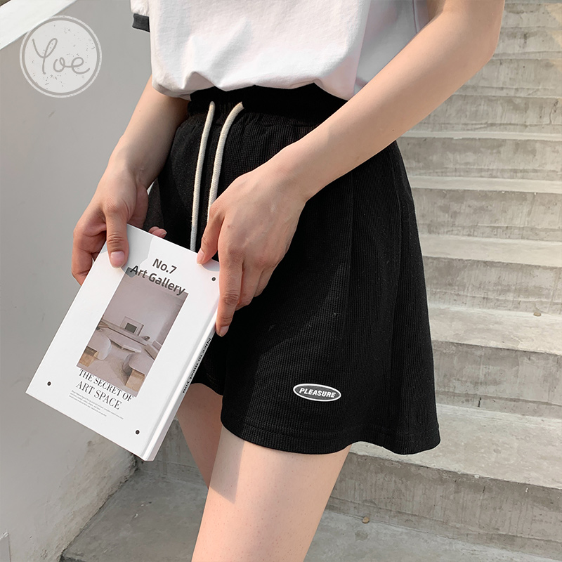 https://fulmo-img-server.com/kuro-fit/754a7d8a-6bf5-43fe-a939-7b0066d2d481.jpg