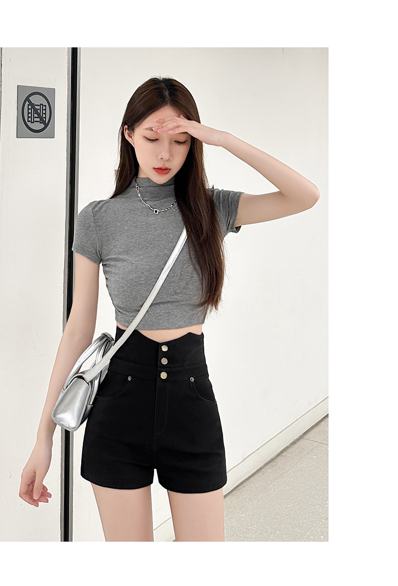 https://fulmo-img-server.com/kuro-fit/78ce68fb-ff4a-46ce-8441-cb53f0801010.jpg