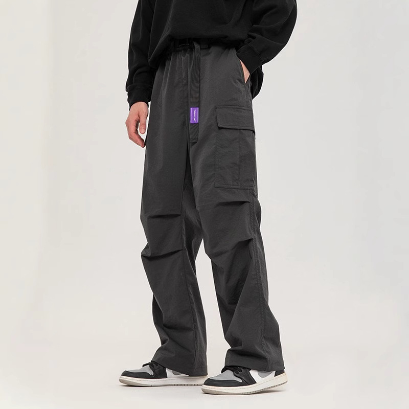 黒パンツ ユーティリティポケット付きワイドパンツ