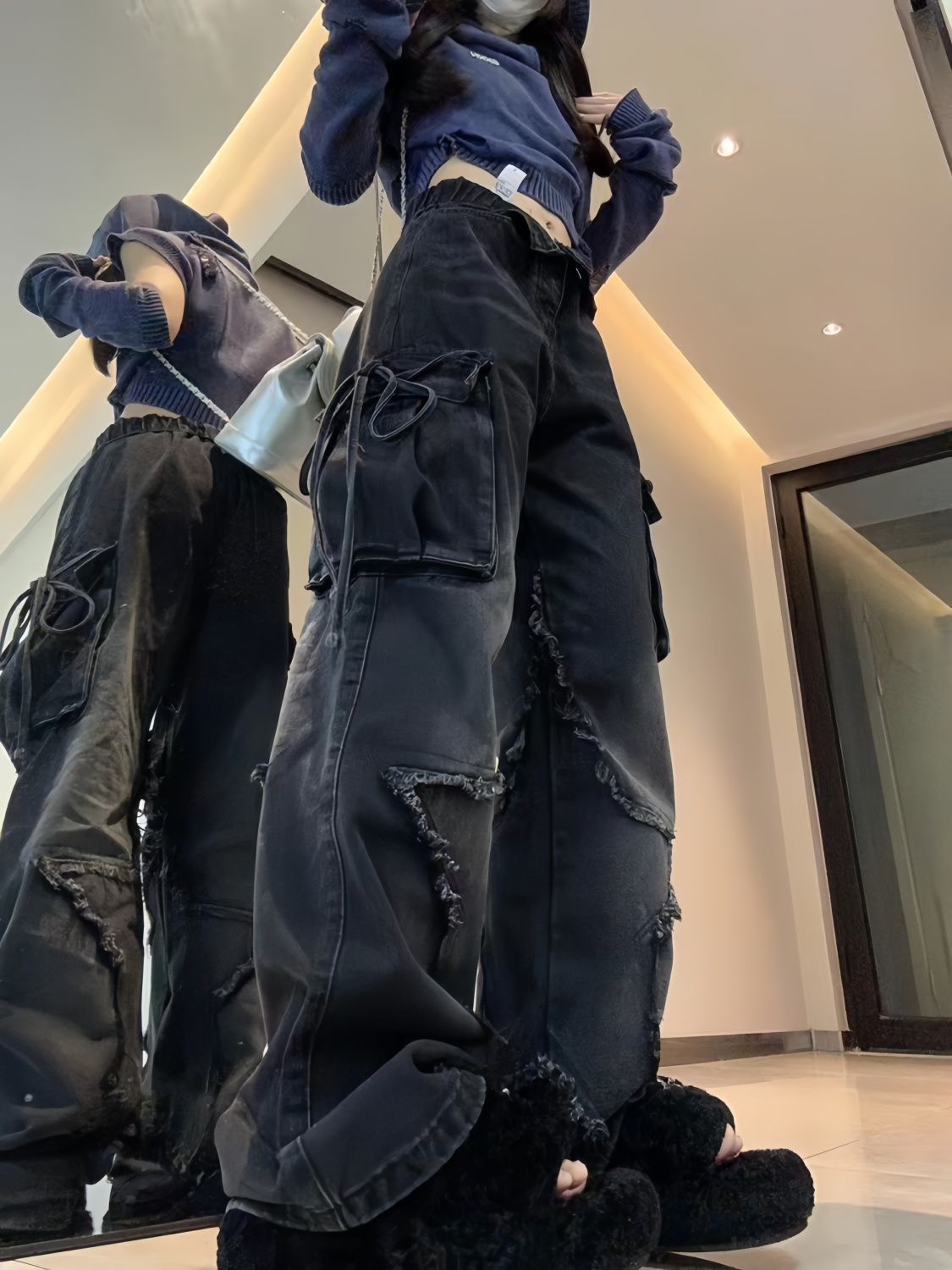 黒パンツ リボン飾りワイドカーゴパンツ