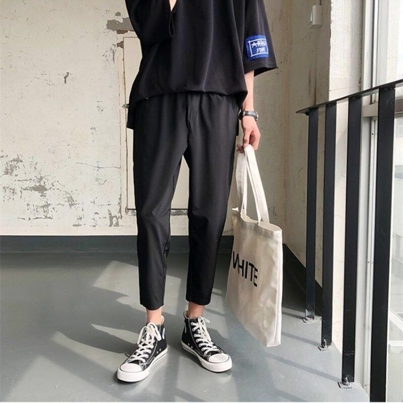 https://fulmo-img-server.com/kuro-fit/8b32ec2a-5e92-4555-891c-e453179da9a4.jpg