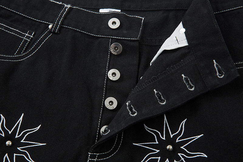 黒パンツ 刺繍入り黒デニムワイドパンツ男女兼用春秋新作