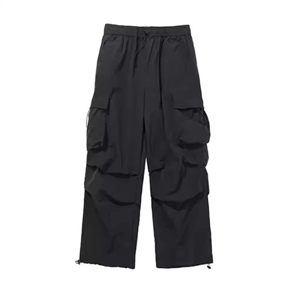 黒パンツ リラックス ワイドカーゴパンツ