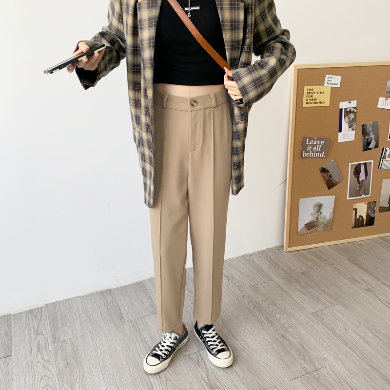 黒パンツ ゆったりシルエット美脚パンツ