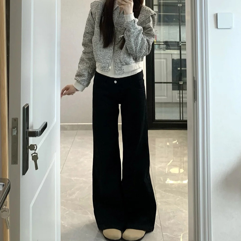 https://fulmo-img-server.com/kuro-fit/a96e5e98-2035-414b-9474-1f2a15186435.jpg
