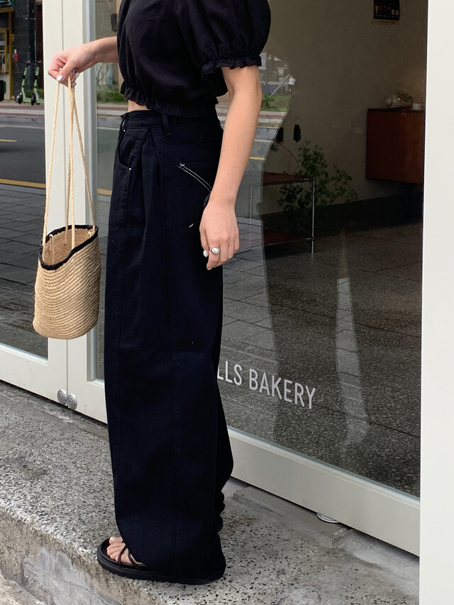 黒パンツ 秋冬新作黒デニムパンツワイドシルエット個性的ステッチ