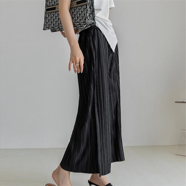 プリーツ加工ワイドパンツ九分丈ゆったり黒パンツ