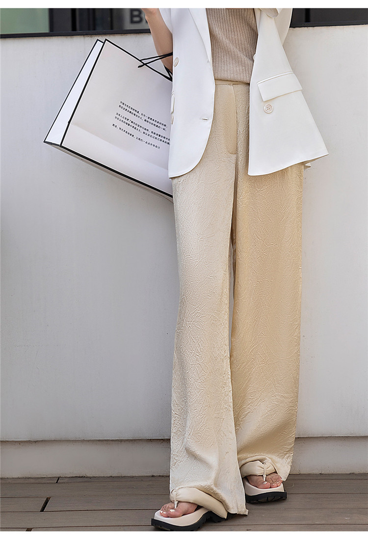 上品な黒パンツ ハイウエストワイドロング