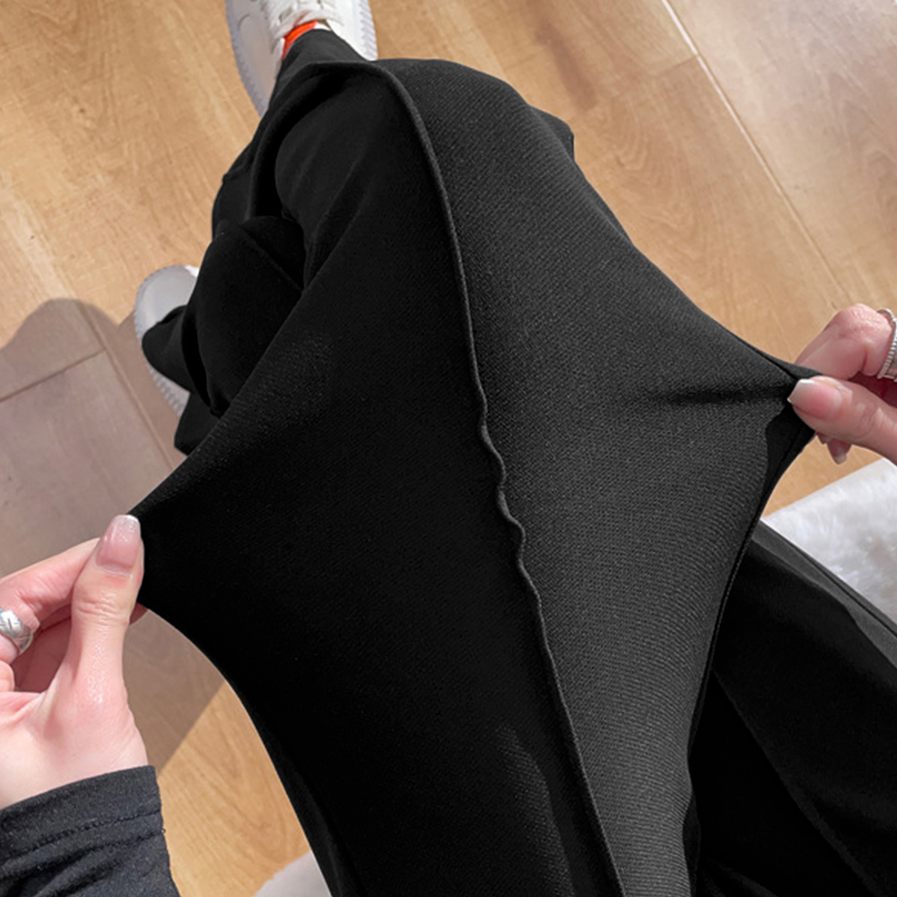 黒パンツ 黒セミフレアパンツ センタープレス きれいめ美脚