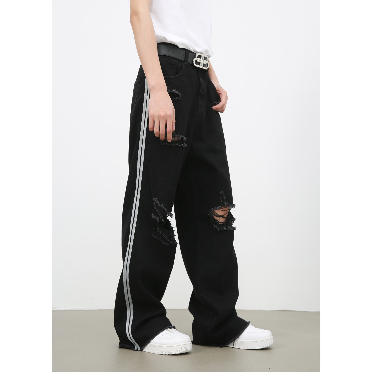 黒パンツ 黒デニム ダメージ加工 ヴィンテージ風 男女兼用 ワイドパンツ