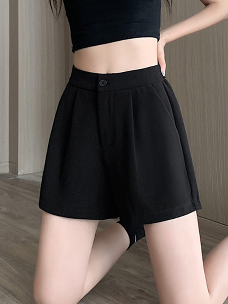 黒パンツ ハイウエストタックショートパンツ