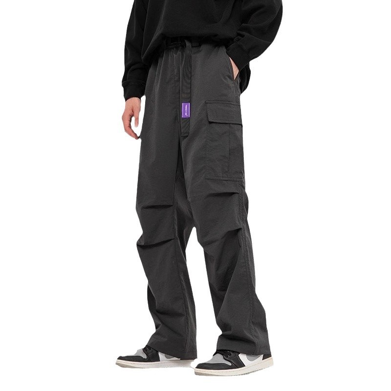 黒パンツ ユーティリティポケット付きワイドパンツ