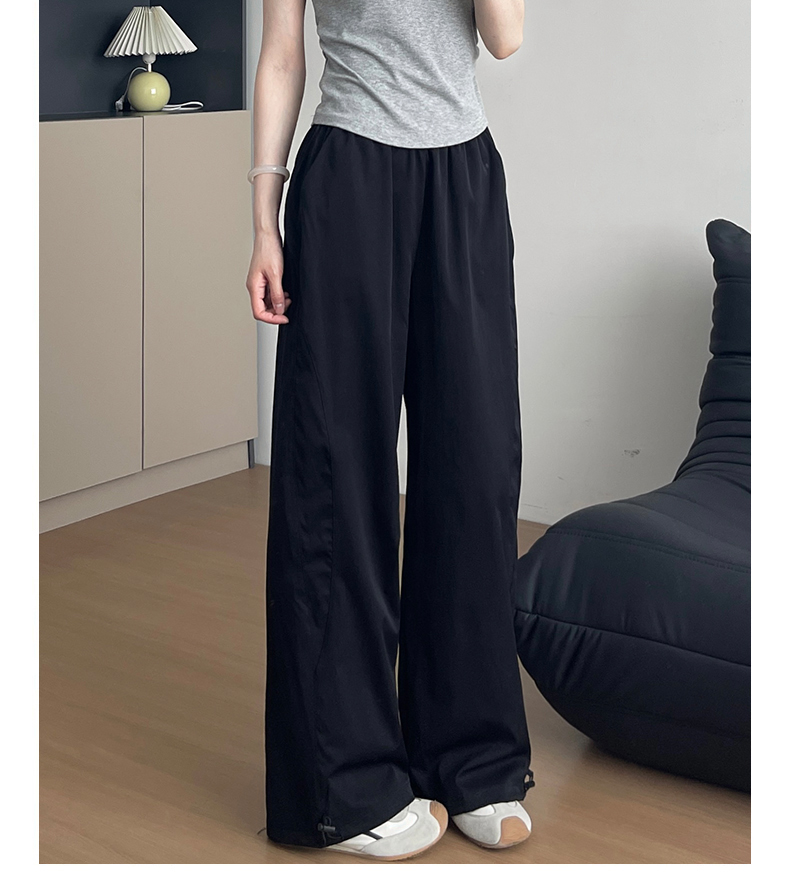 黒パンツ ゆったりワイド実用ポケットパンツ