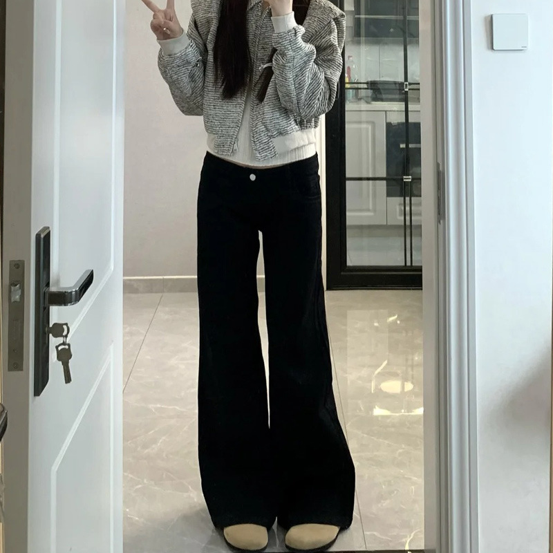https://fulmo-img-server.com/kuro-fit/e8fa8f66-6d68-4842-9835-4625568efaea.jpg