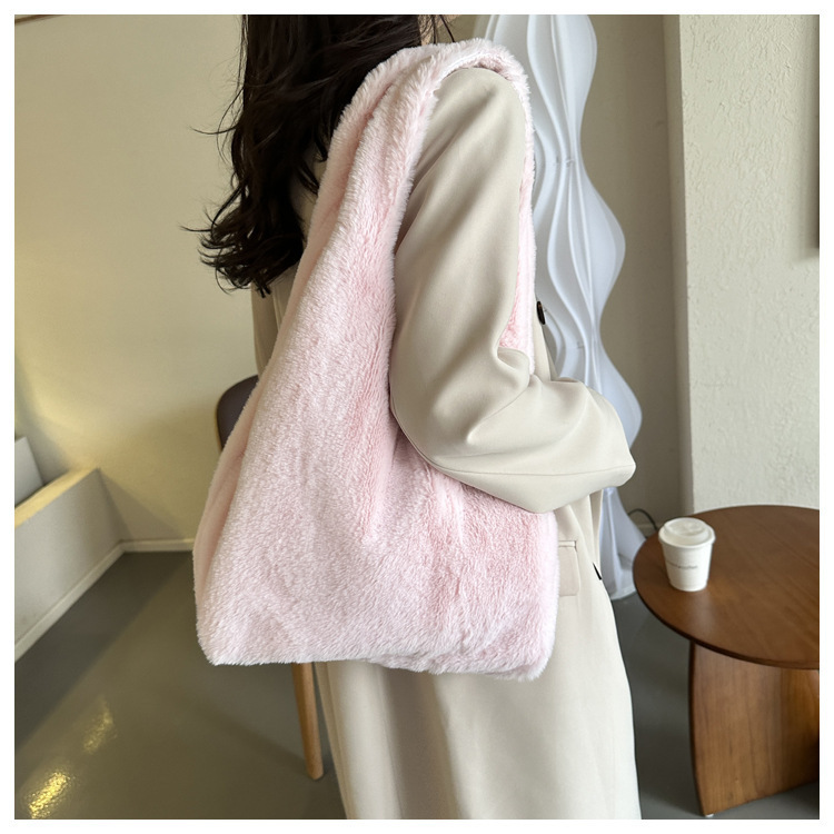 https://fulmo-img-server.com/kurobag/0aa79a25-ec5e-495b-8008-09c08f964bbd.jpg
