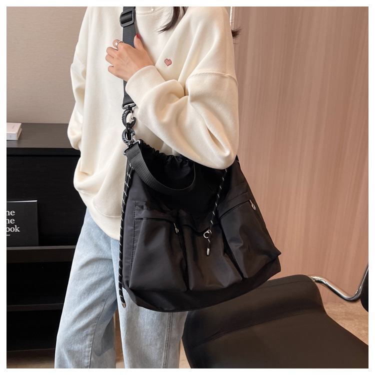 https://fulmo-img-server.com/kurobag/0d71e0db-3f18-4d2e-b5bf-140227e1f00b.jpg