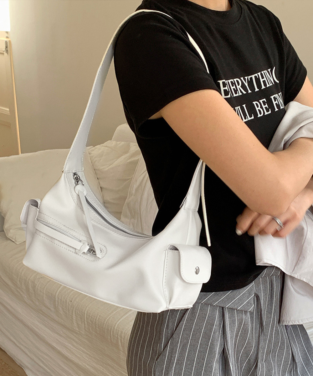 黒 バッグ 黒ショルダーバッグレディース肩掛け韓国風バッグ