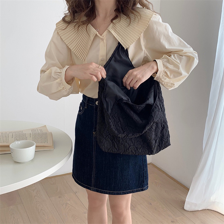 https://fulmo-img-server.com/kurobag/18f2ed1d-5864-425b-afea-7683eac5f99b.jpg