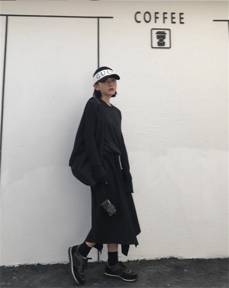 https://fulmo-img-server.com/kurobag/1e6f8c88-e864-4007-b4e4-29acf2e3cb65.jpg