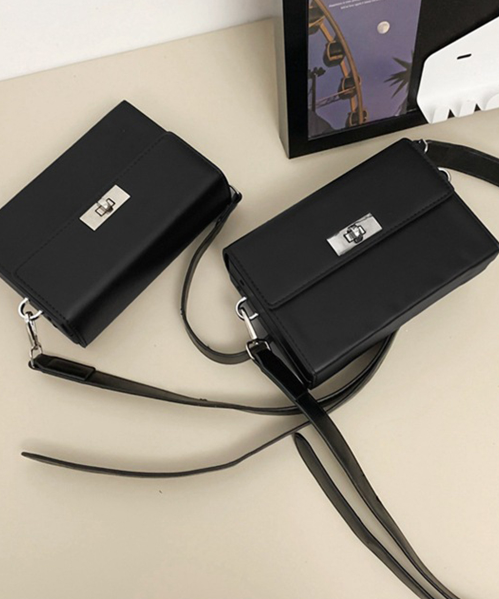 https://fulmo-img-server.com/kurobag/20cb8d1c-c4f9-45f2-a520-c34aed93c4a2.jpg