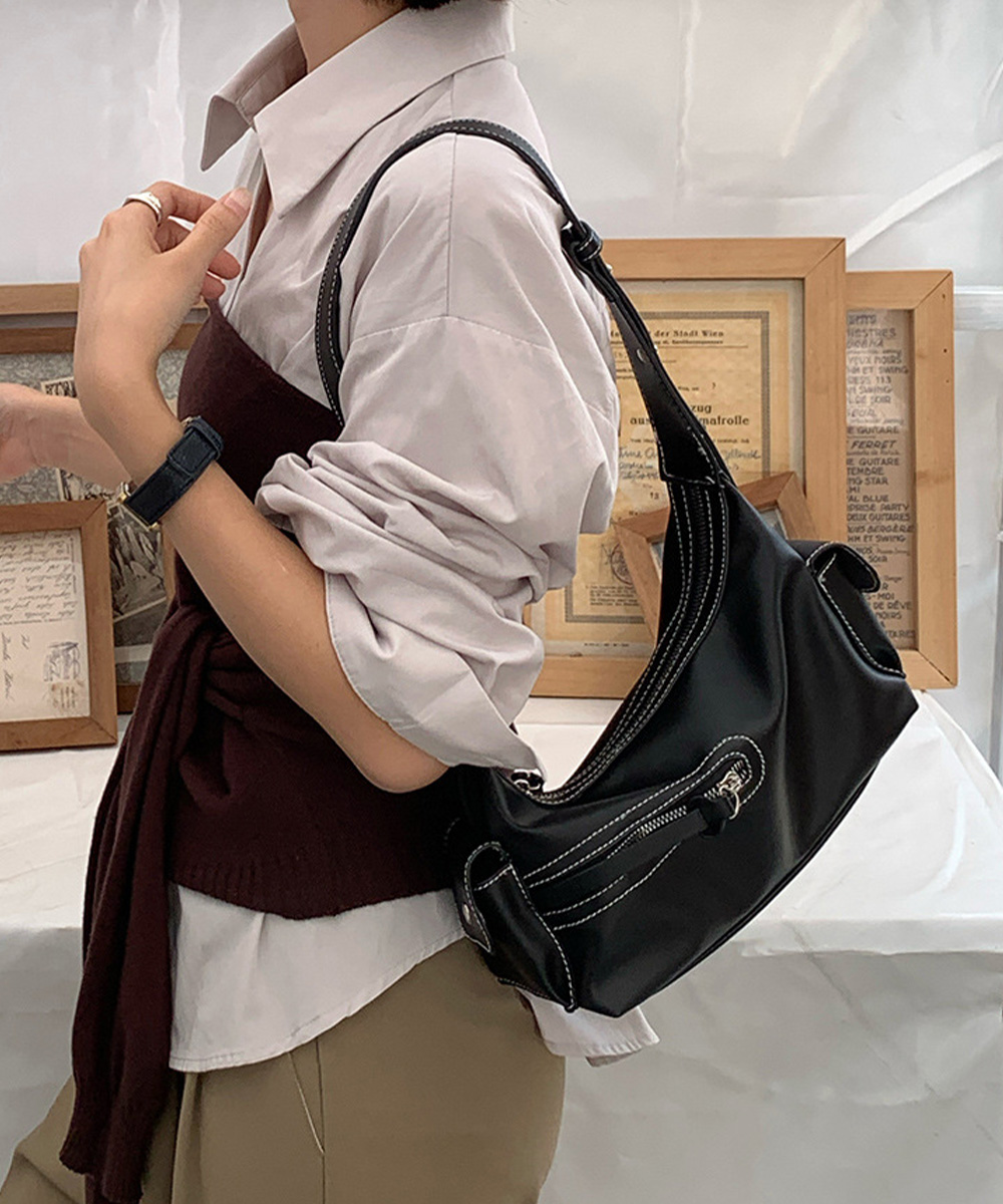 黒 バッグ 黒ショルダーバッグレディース肩掛け韓国風バッグ