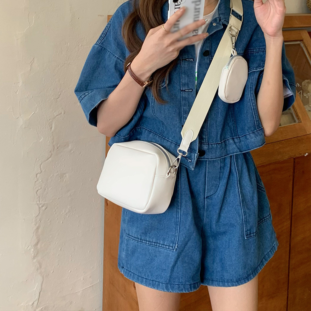 黒 バッグ 小さめショルダーバッグ ポーチ付き