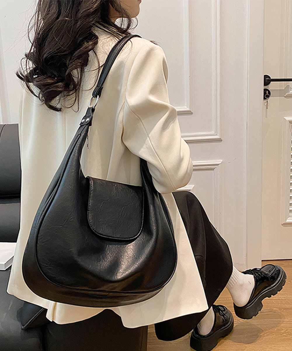 https://fulmo-img-server.com/kurobag/3cbf6628-da62-4a82-a2a3-95e9b538263a.jpg