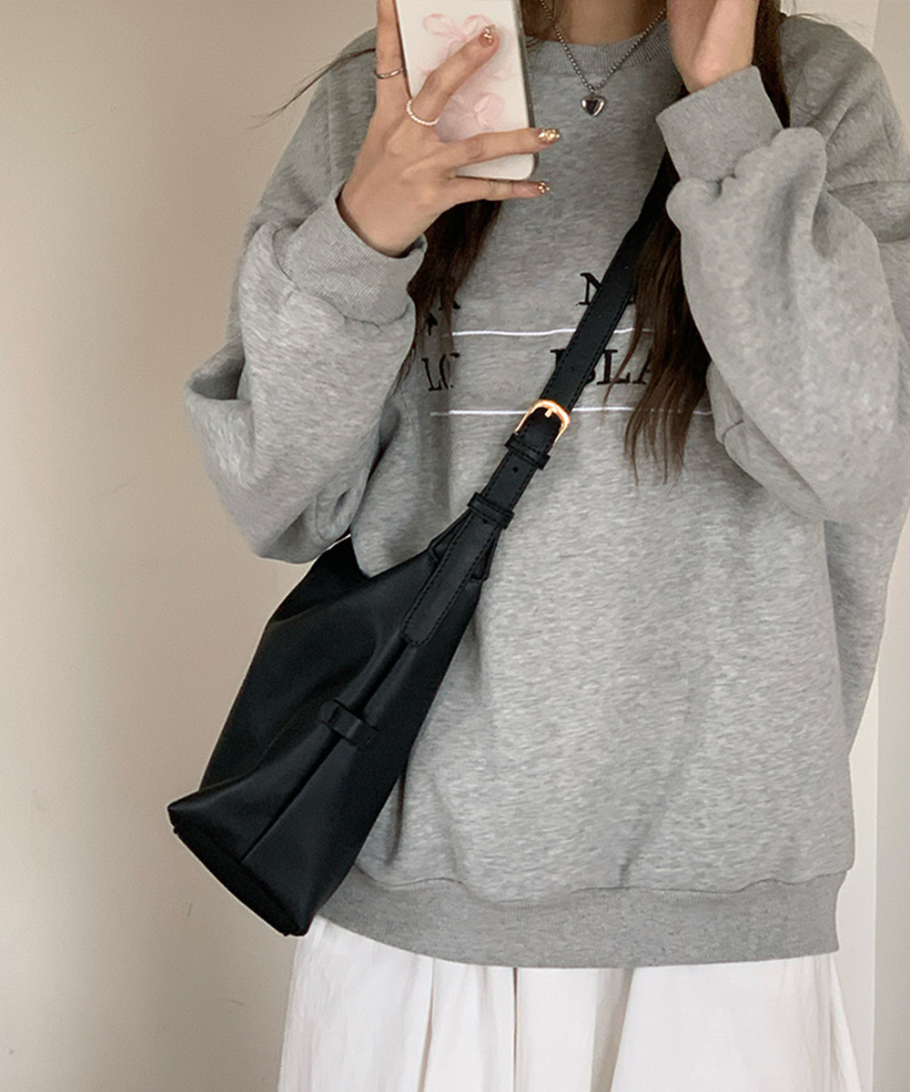 黒 バッグ 黒バッグ ショルダーバッグ 斜めがけ 韓国風