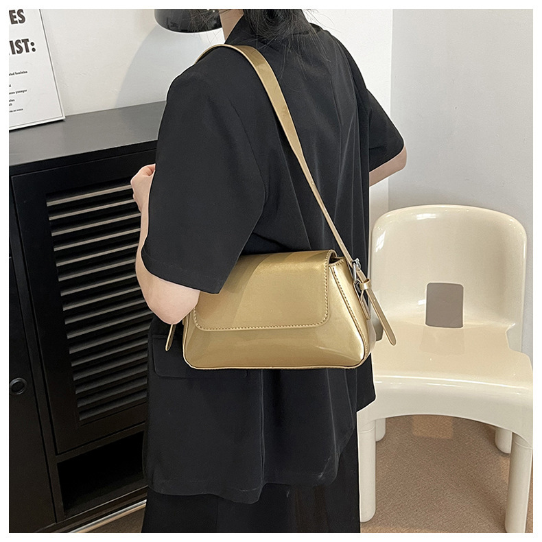 https://fulmo-img-server.com/kurobag/52fd8e21-46bf-4fe5-97e3-21c72b7073f8.jpg
