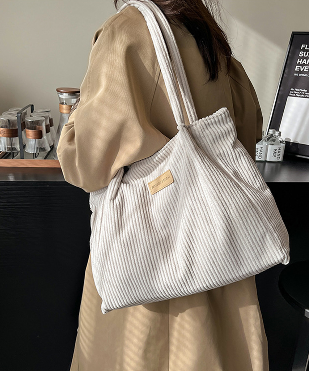 黒 バッグ コーデュロイ トートバッグ 黒 レディース 大容量