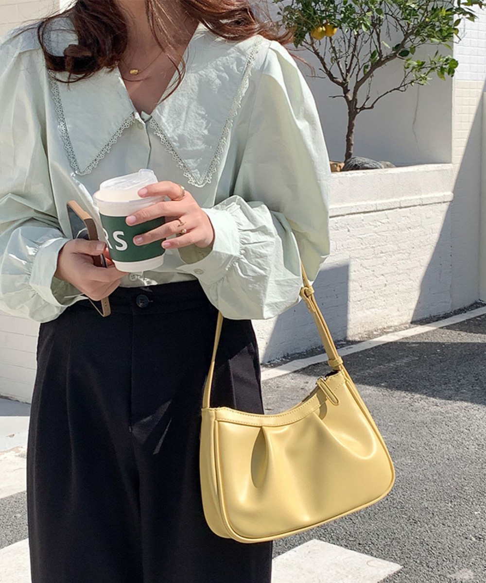 https://fulmo-img-server.com/kurobag/626552fa-6752-4e05-b430-1478097b9737.jpg