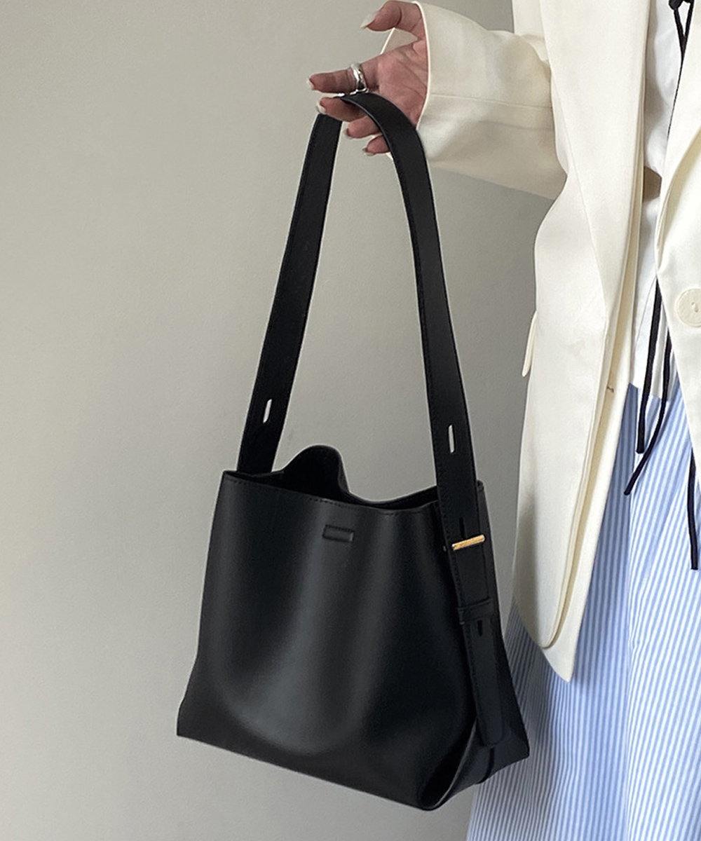 黒 バッグ 黒 ショルダーバッグ 無地 合皮 通勤 トートバッグ